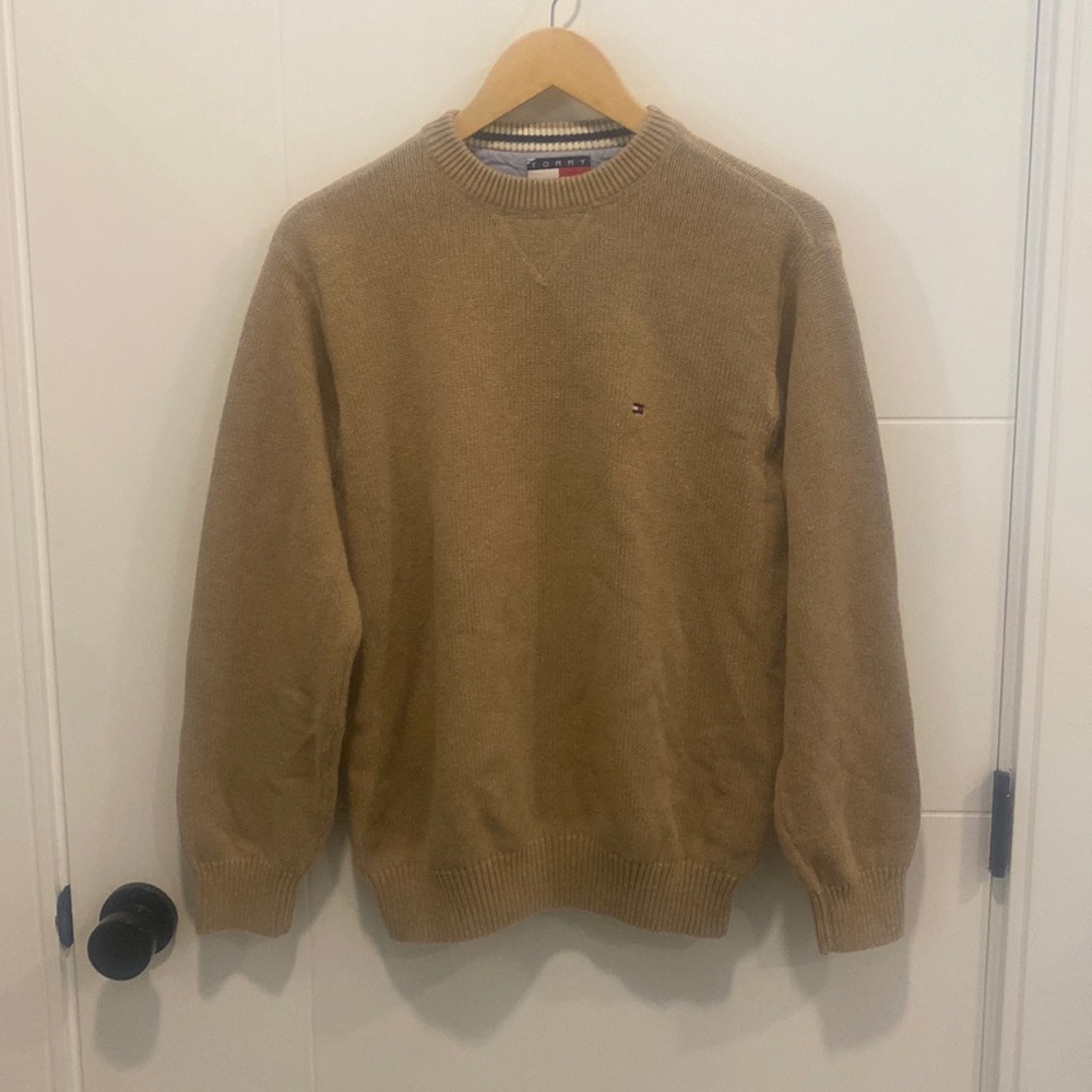 Tommy Hilfiger Men’s Chunky Knit Sweater Crewneck in Camel